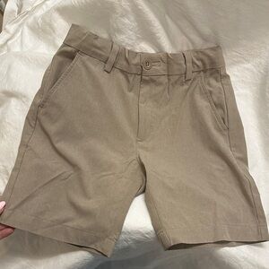 💰$10 CLOSET SALE 💰 Vineyard Vines Performance Kids Shorts